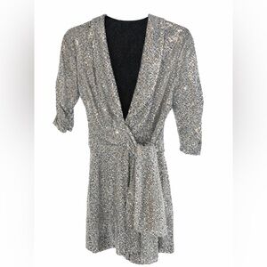 🍀🍀 Crystal Doll Silver Sequin Romper  🪩